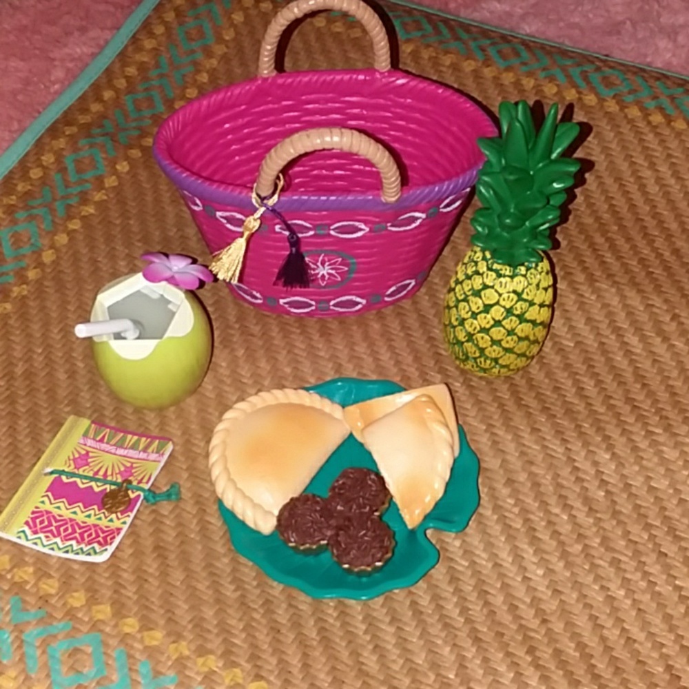 American Girl Doll Lea’s Beach Set